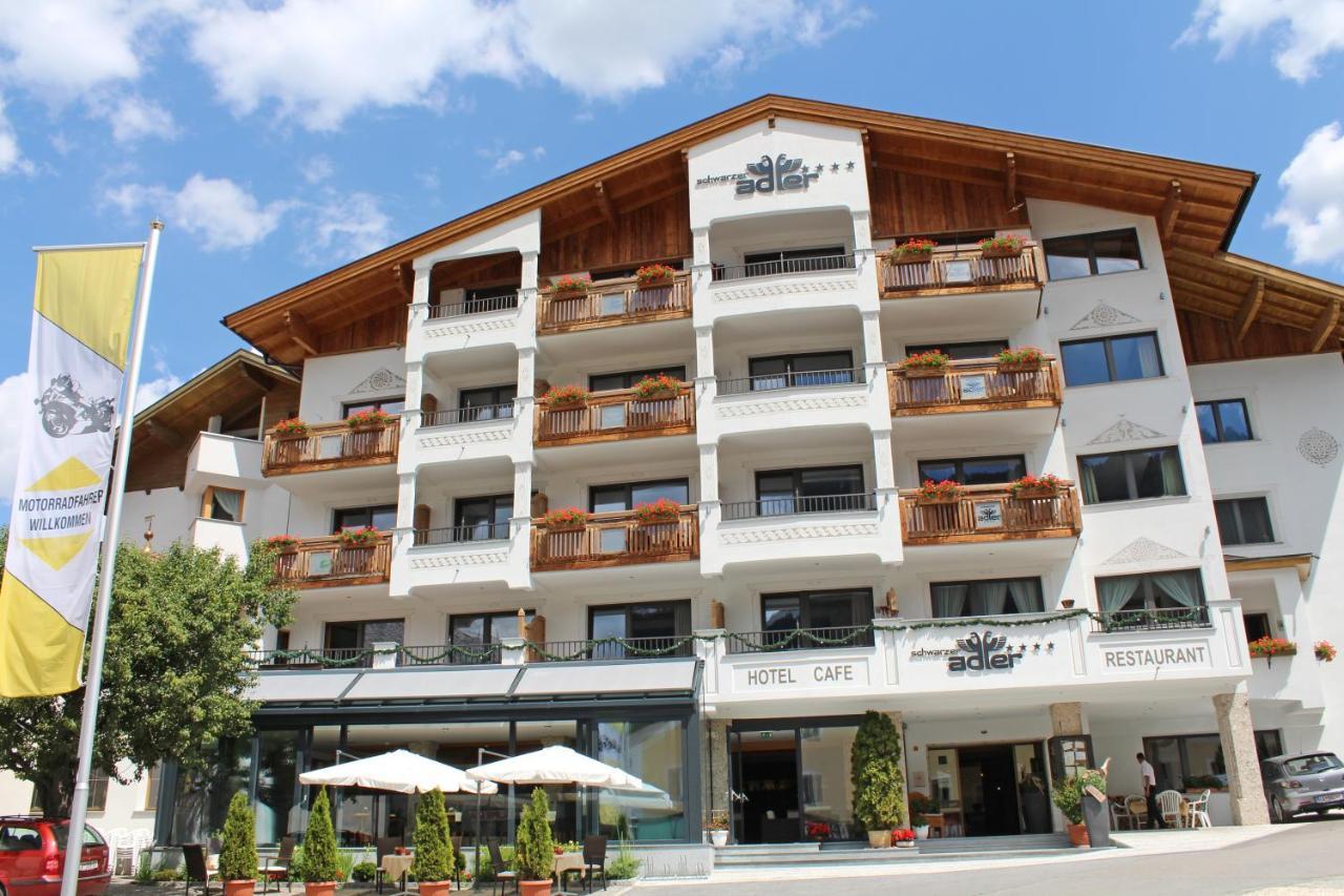 נאודרס Hotel Schwarzer Adler מראה חיצוני תמונה