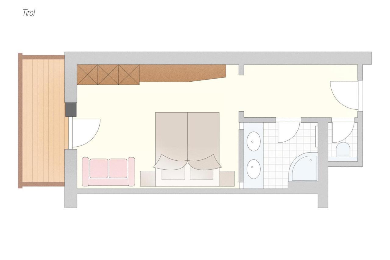 נאודרס Hotel Schwarzer Adler מראה חיצוני תמונה